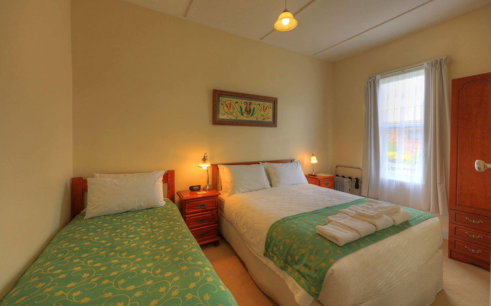 Acacia Bed And Breakfast 셰필드 외부 사진